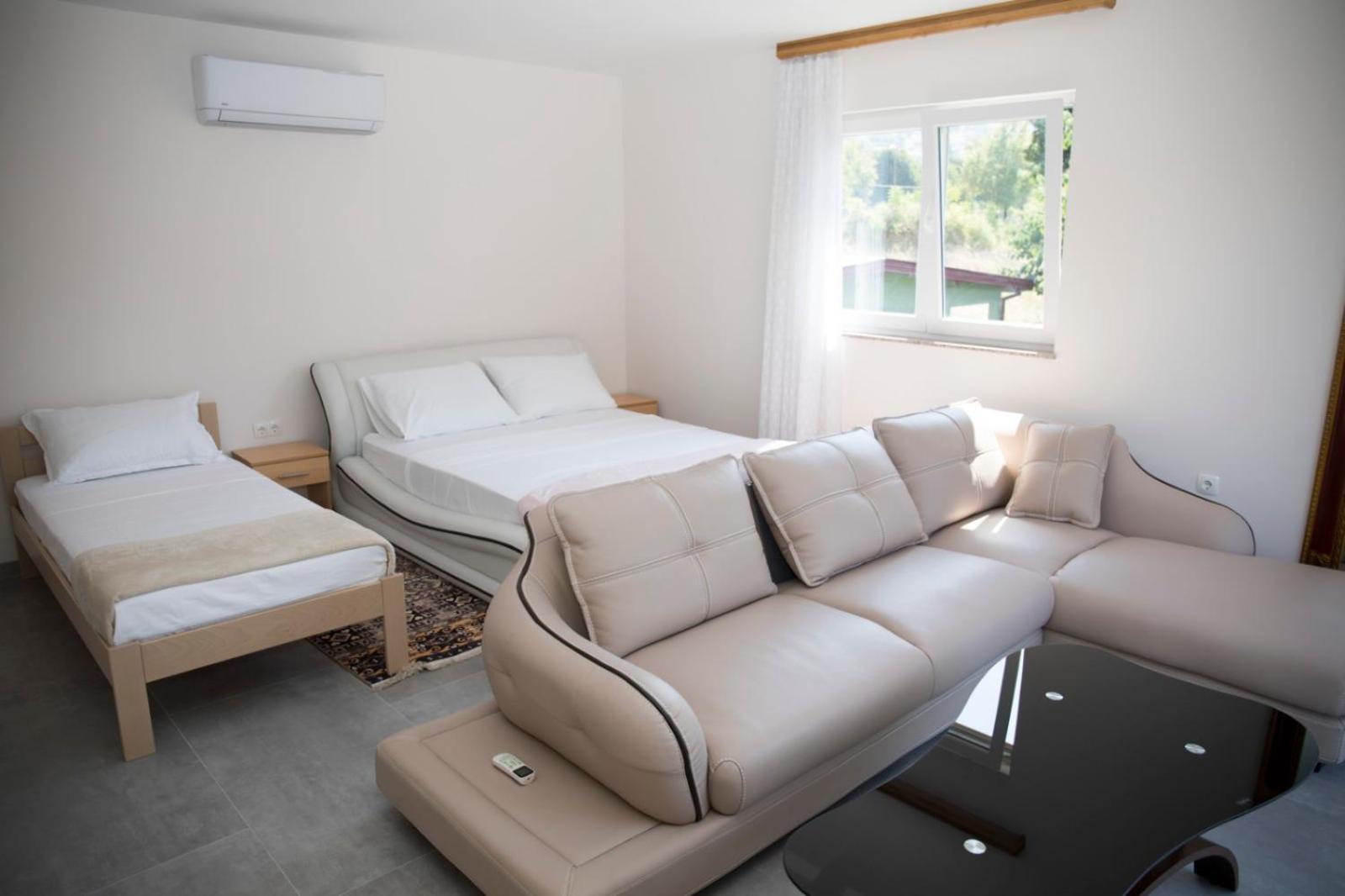 Kovac Riverfront Apartments Mostar Exteriér fotografie